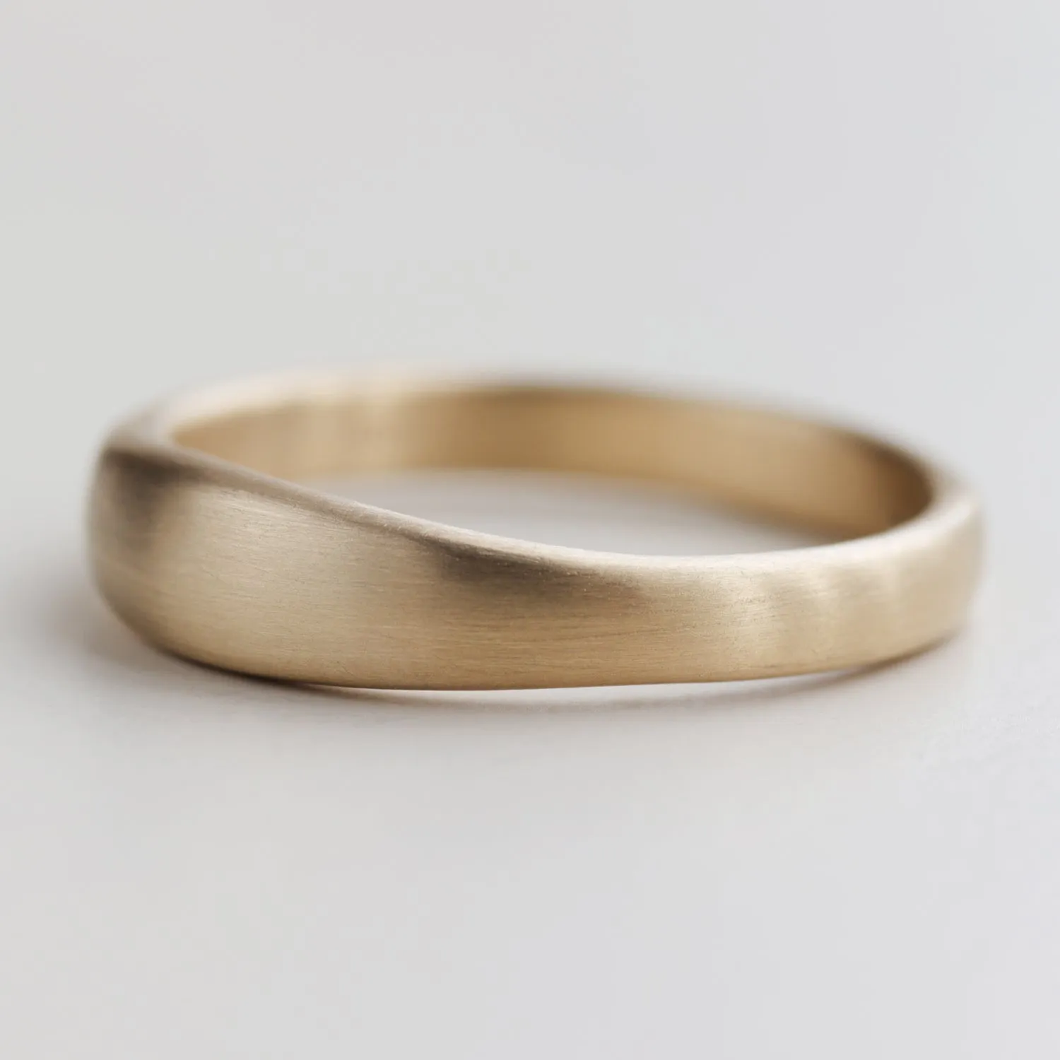 10k Yellow Gold Tapered Wedding Band