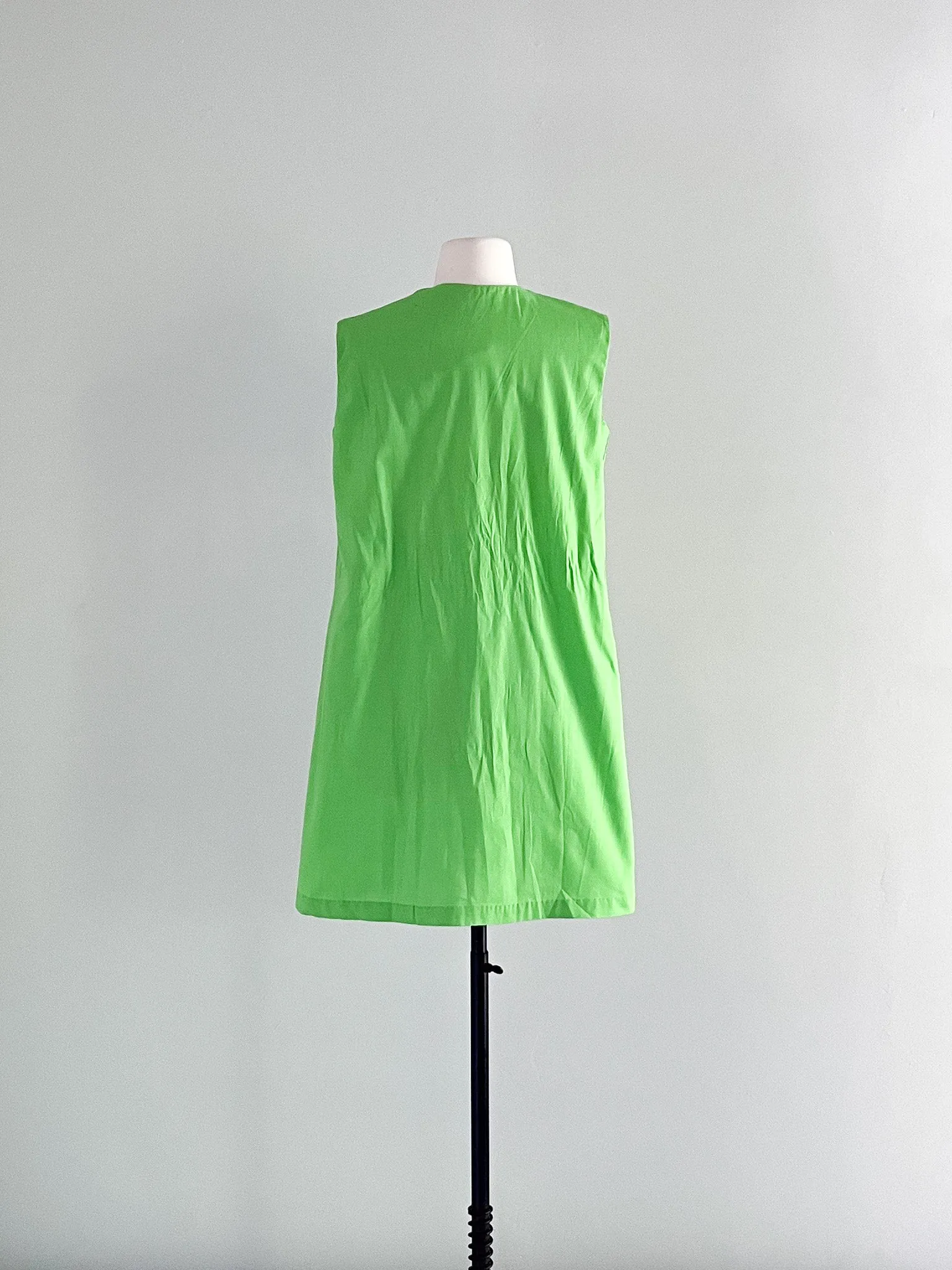 Amazing 1960's Lime Green Embroidered Summer Shift / Sz M