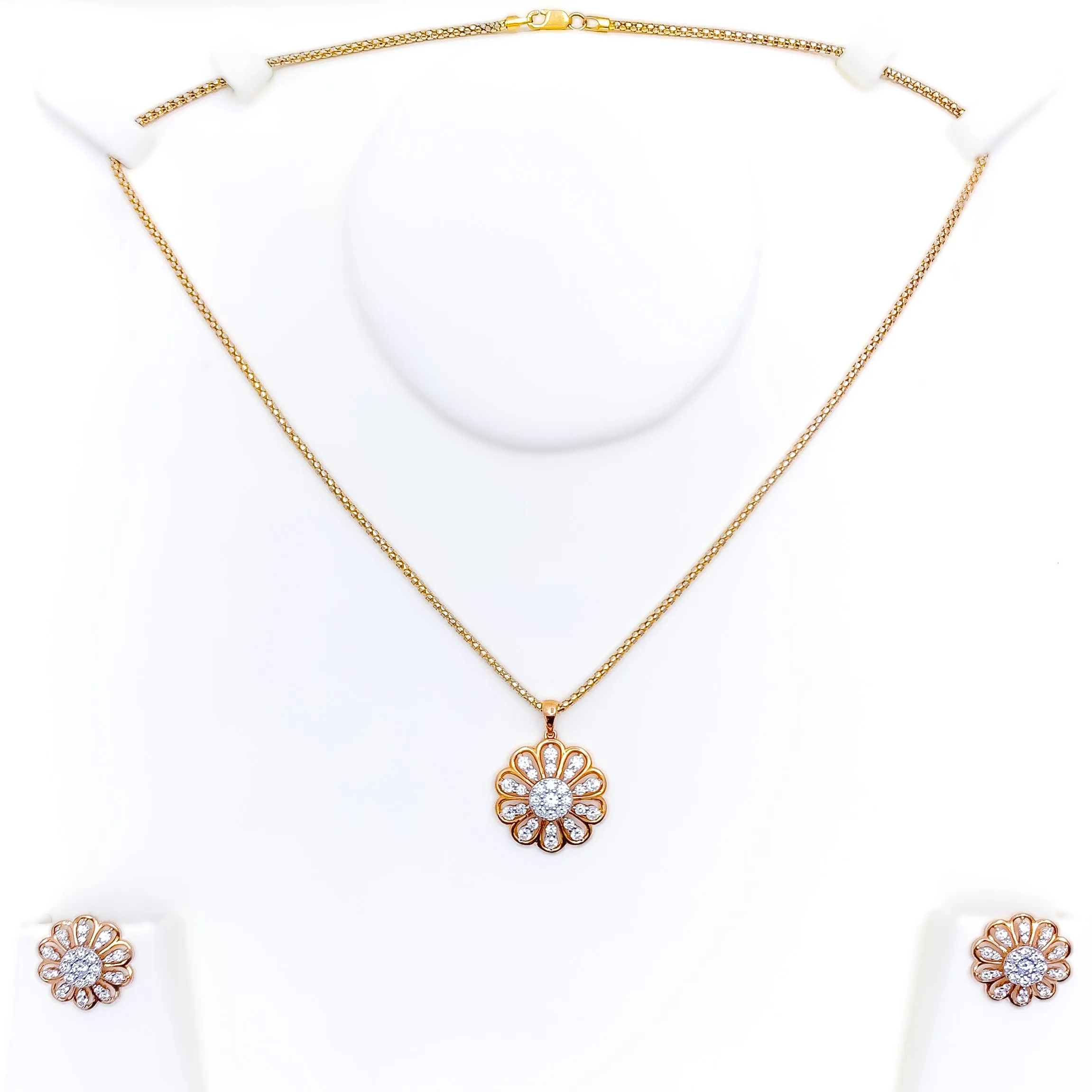 Blooming Flower 18k Rose Gold   Diamond Pendant Set