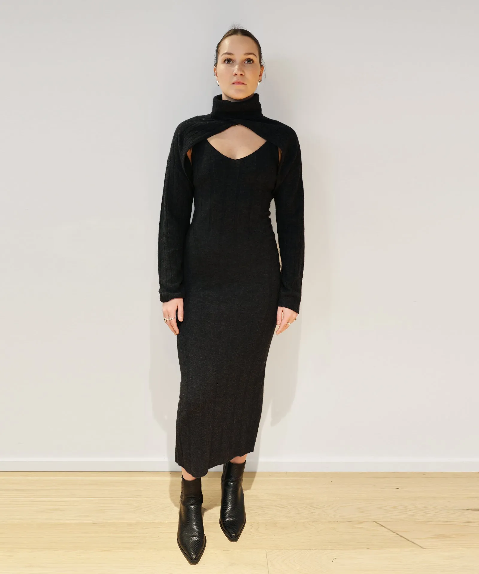 Cashmino Two Piece Turtleneck Dress Set