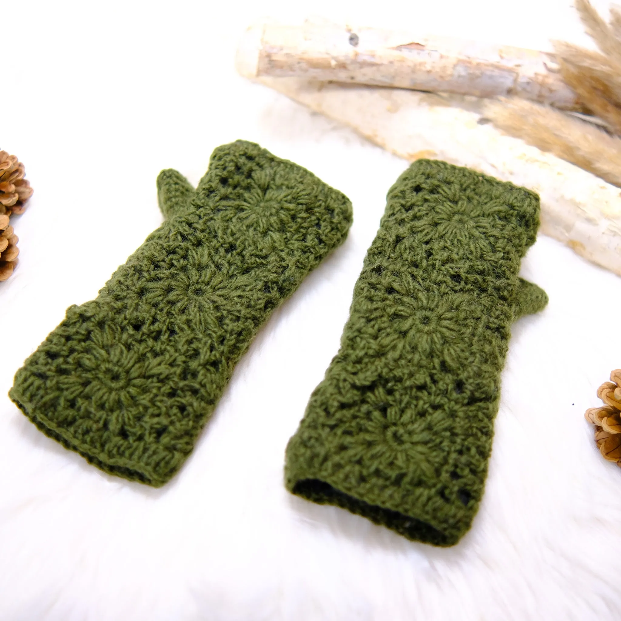 Crochet Solid Color Fleece Lined Gloves