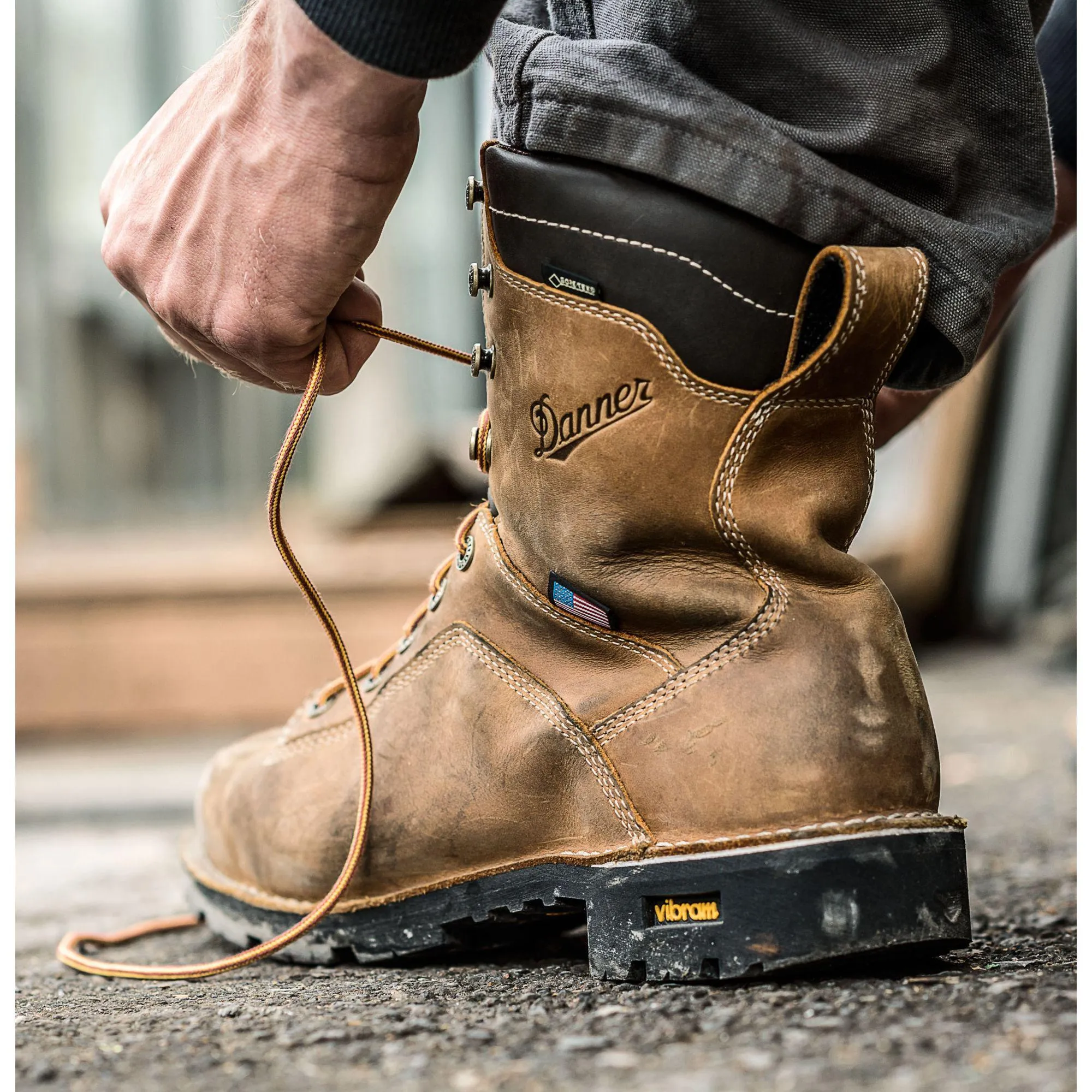 Danner Men's Quarry USA Made 8" Alloy Toe WP Work Boot - Brown - 17317