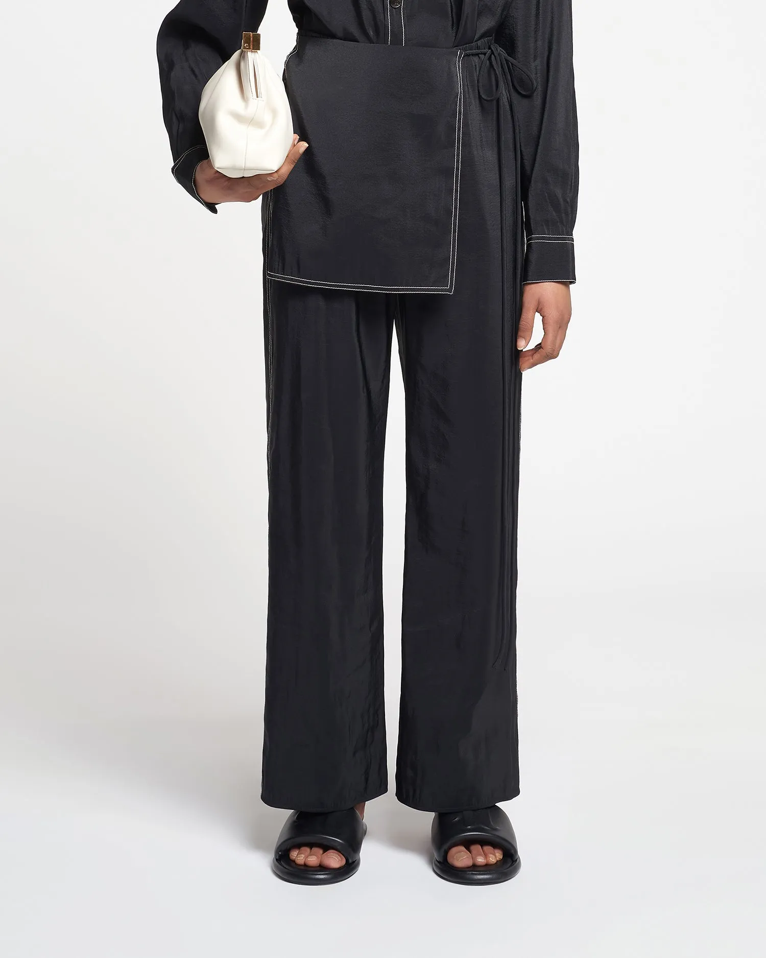 Evea - Glass Poplin Pants - Black