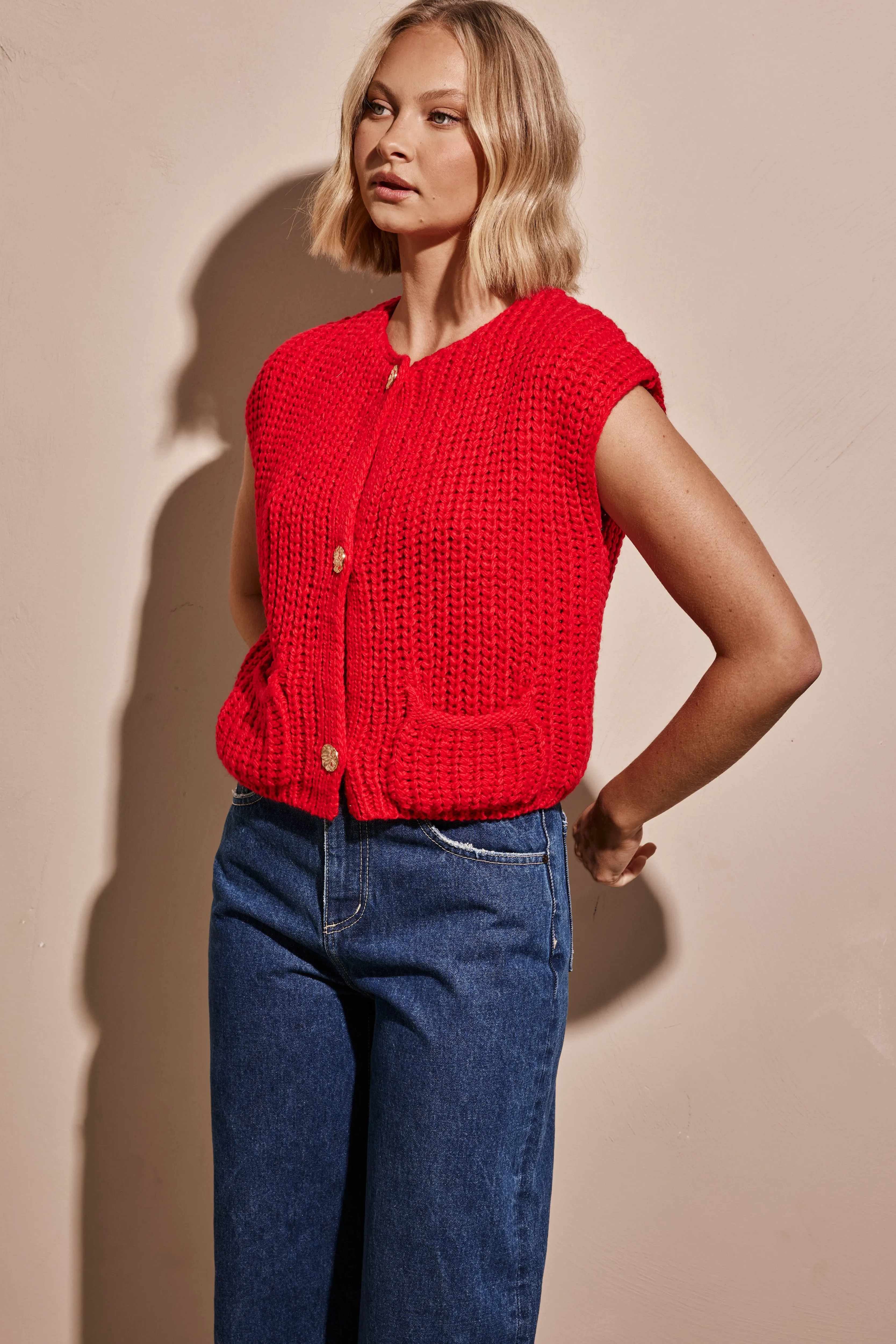 Laila Knit Vest (Red)