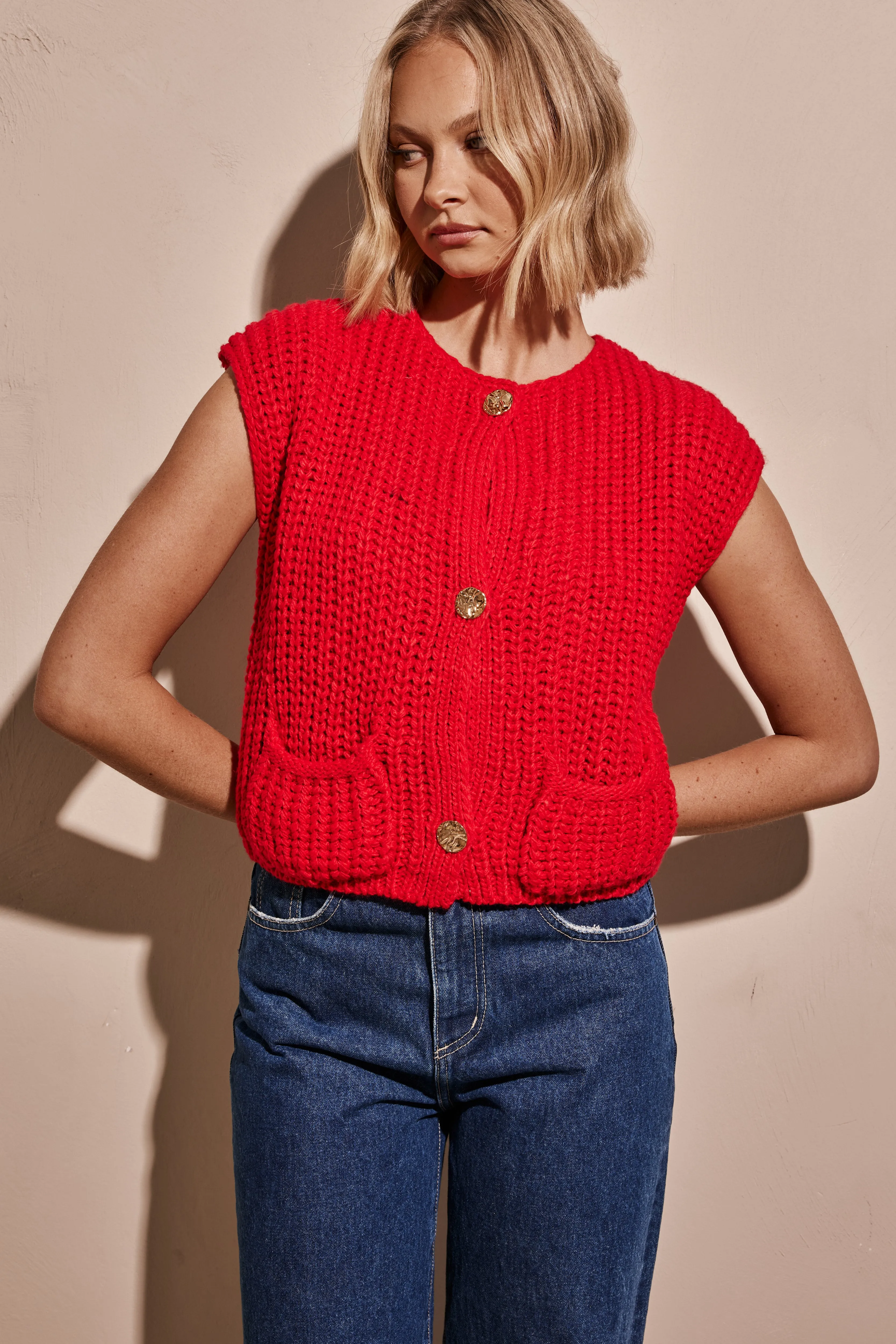 Laila Knit Vest (Red)