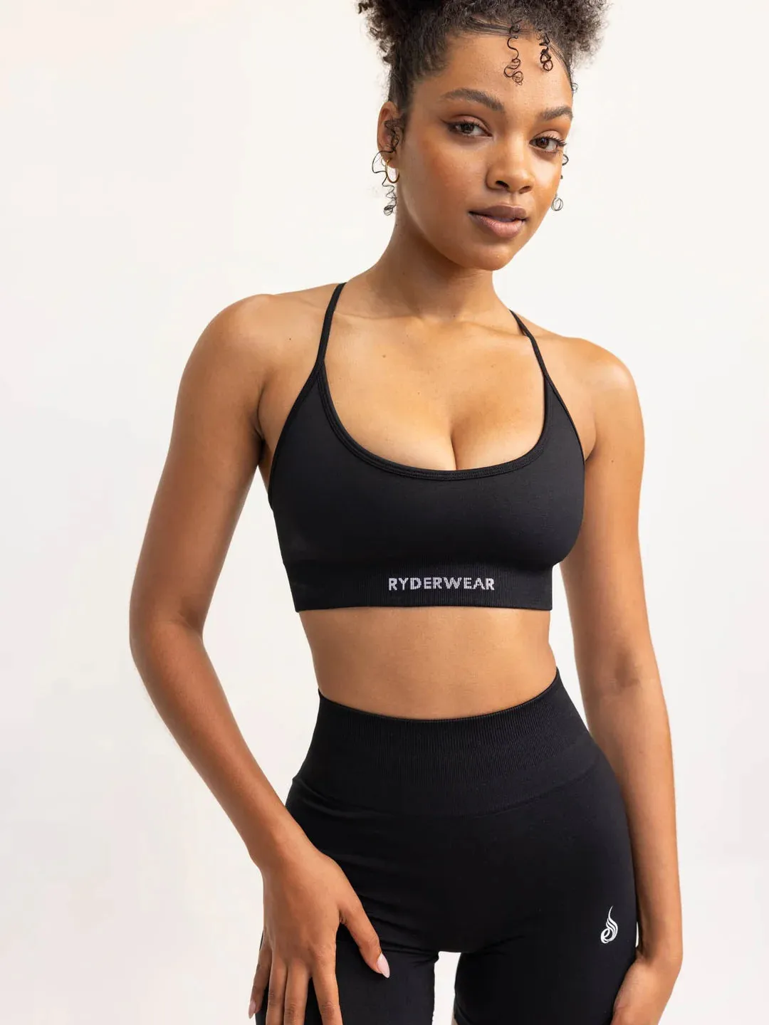 LIFT 2.0 SEAMLESS SPORTS BRA BLACK