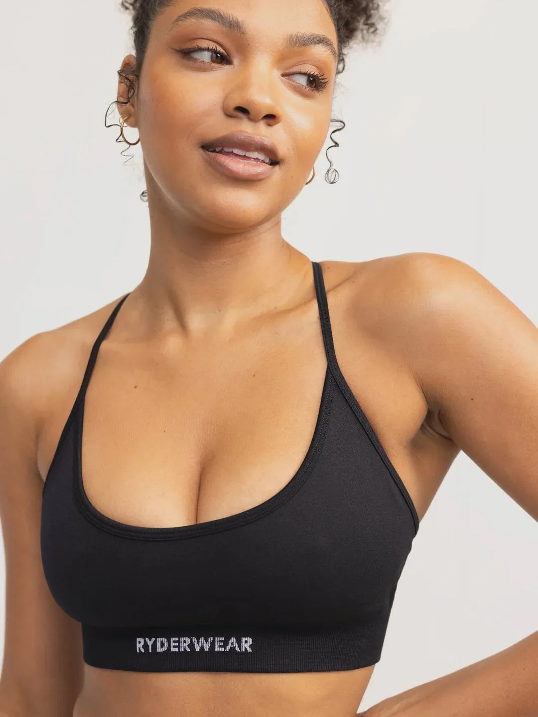 LIFT 2.0 SEAMLESS SPORTS BRA BLACK