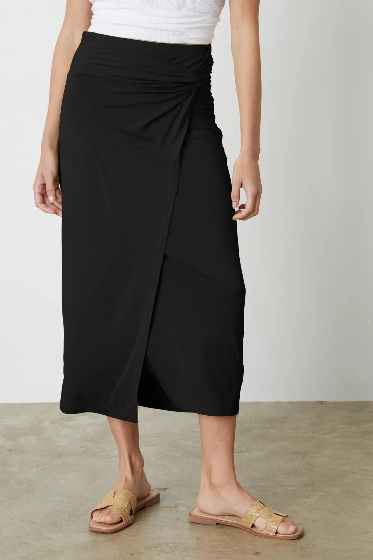 SHAE TWIST FRONT SKIRT