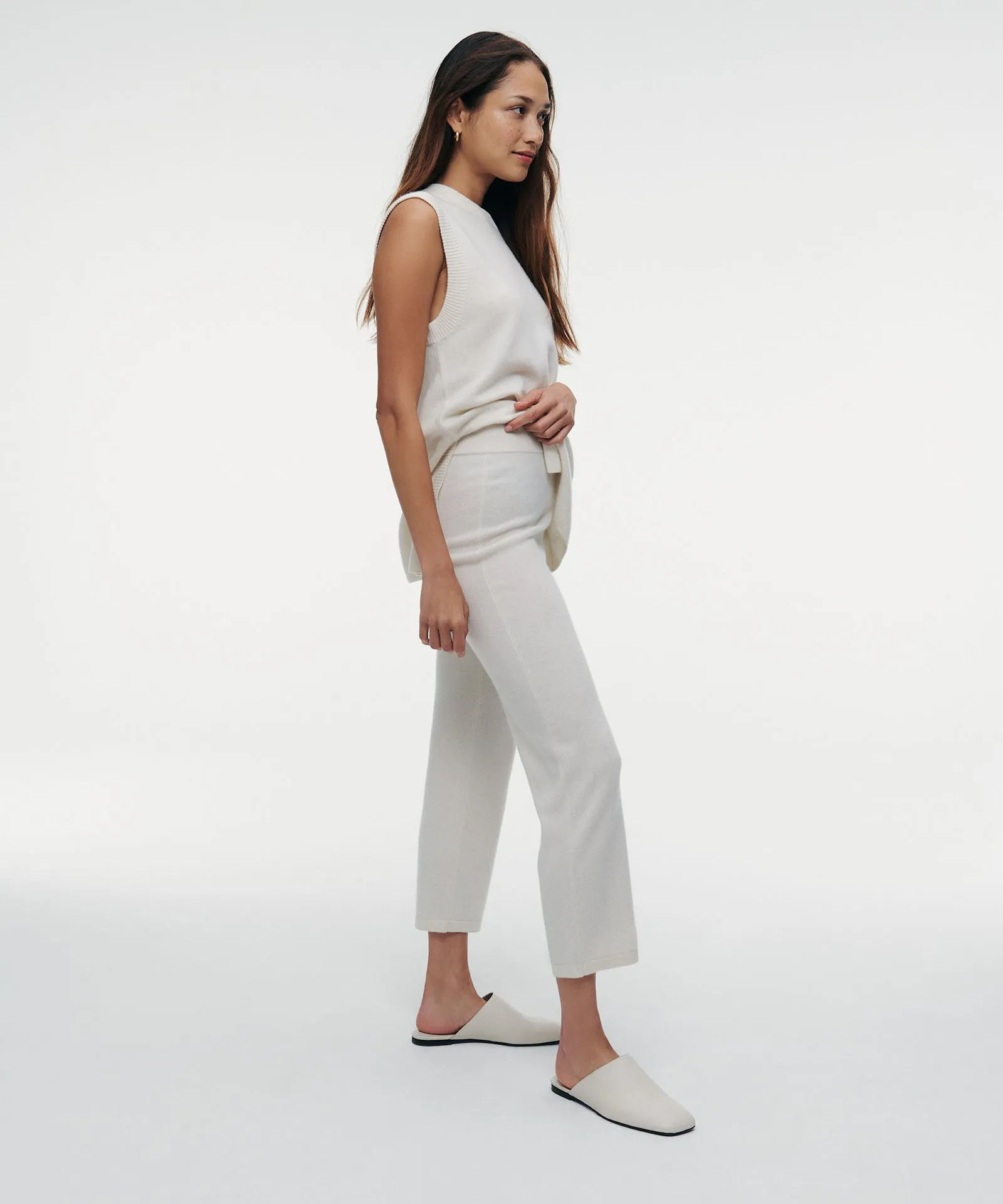 Signature Cashmere Cropped Pant