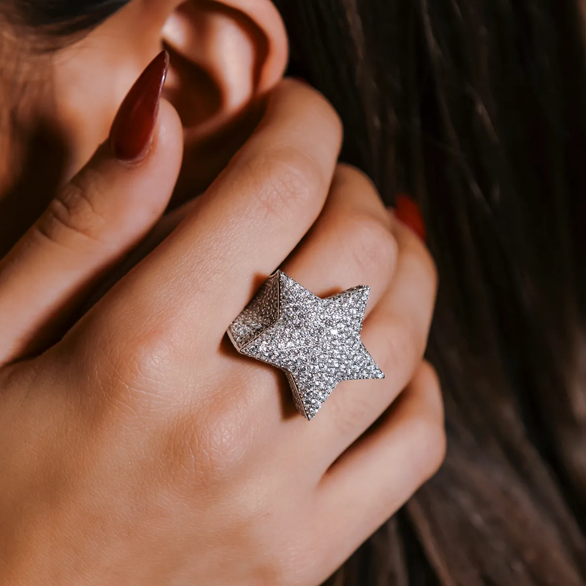 Star Ring in White Gold