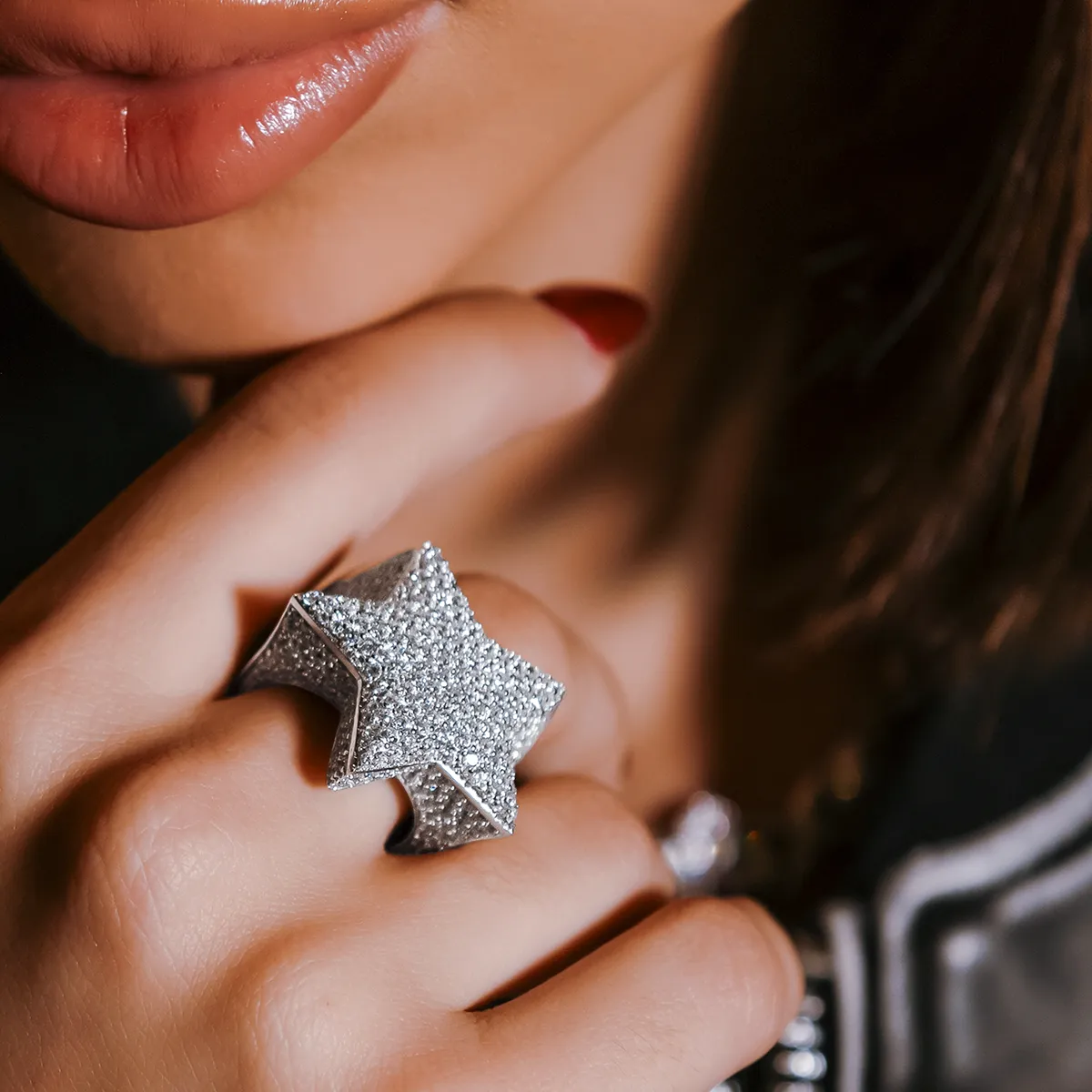 Star Ring in White Gold