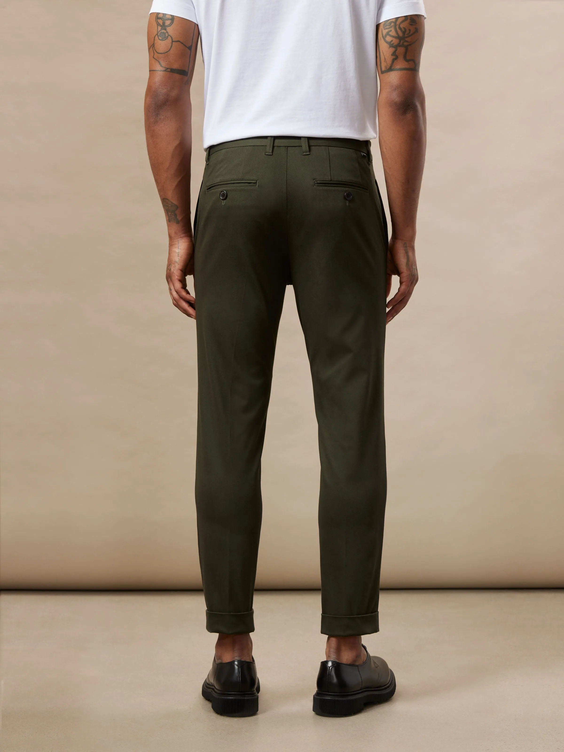 The Colin Tapered Flex Pant in Rosin