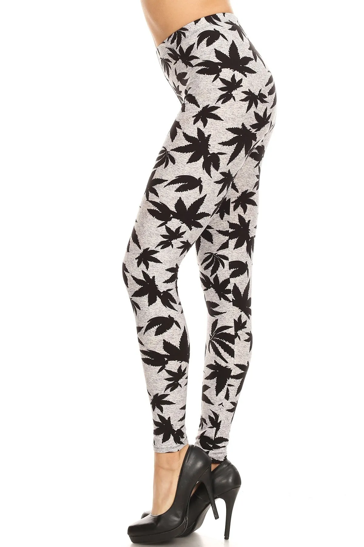 Women's Regular Allover Grey Black Cannabis Leaf Plant Pattern Printed Leggings